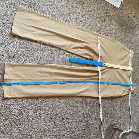 L.L. Bean Stretchy Comfortable Pants Women Size M - Picture 2 of 5